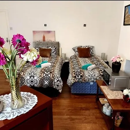 Great Rooms Fc Liverpool-3